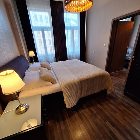 Residence Moravia Apartments Karlovy Vary Bagian luar foto
