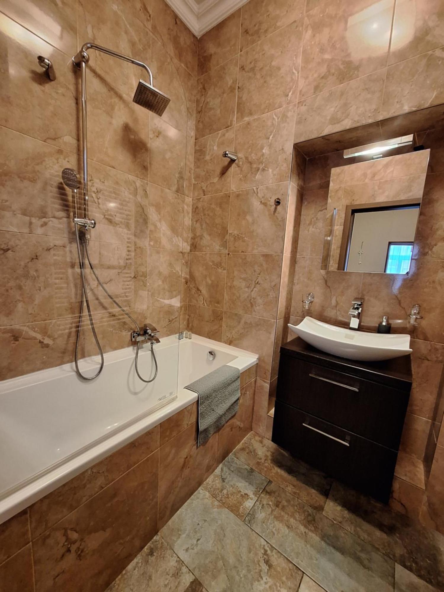 Residence Moravia Apartments Karlovy Vary Bagian luar foto