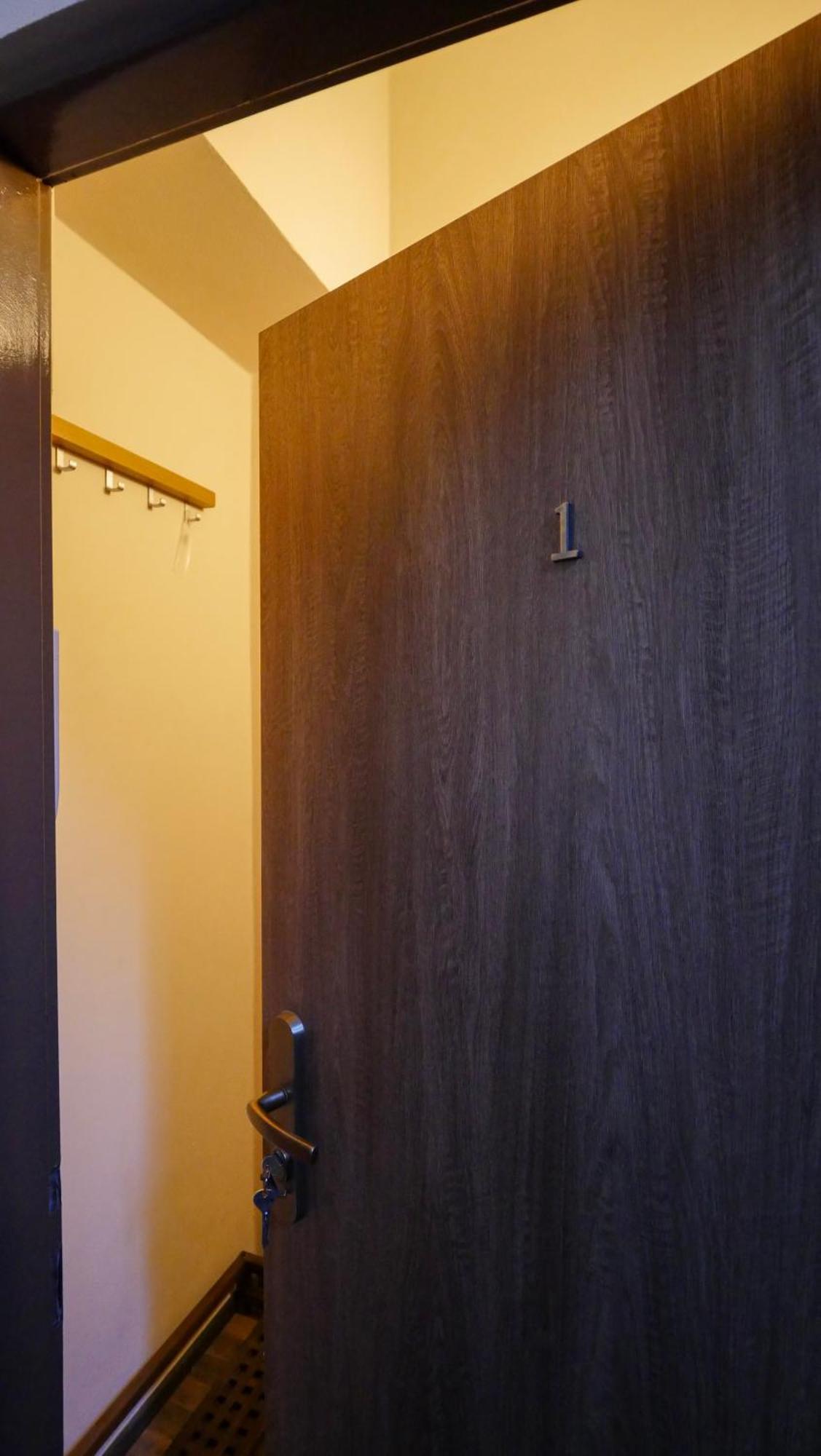 Residence Moravia Apartments Karlovy Vary Bagian luar foto