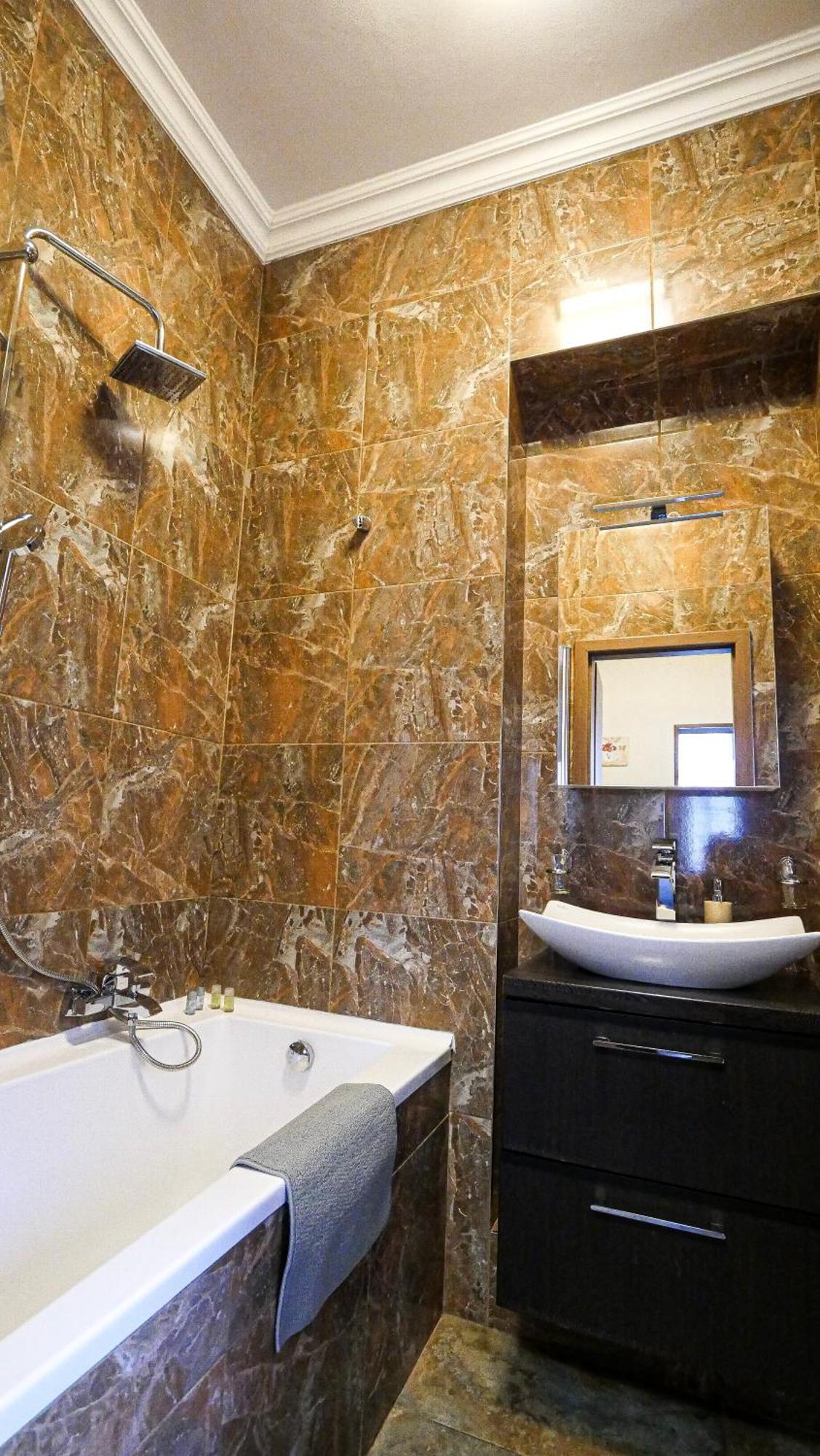 Residence Moravia Apartments Karlovy Vary Bagian luar foto